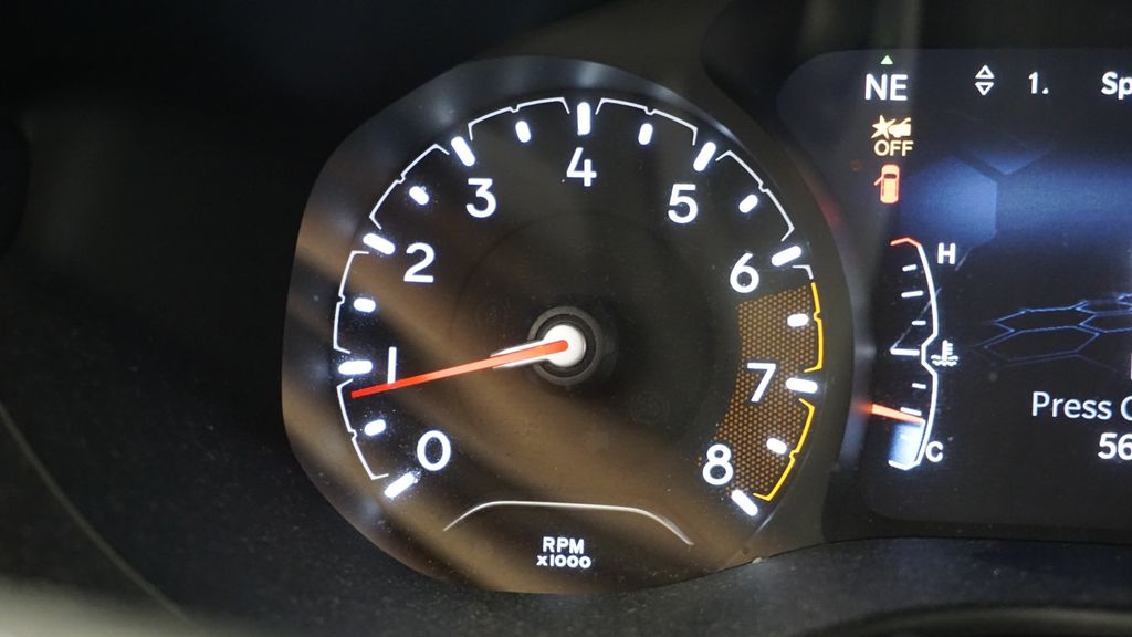 Thumbnail: 2022 Jeep Compass - 40