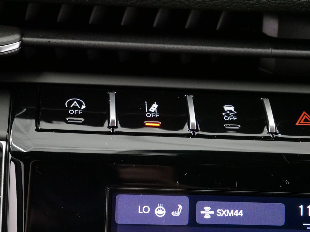 Thumbnail: 2025 Jeep Grand Cherokee L - 41