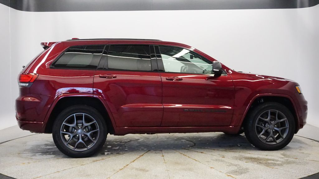 Thumbnail: 2021 Jeep Grand Cherokee - 8