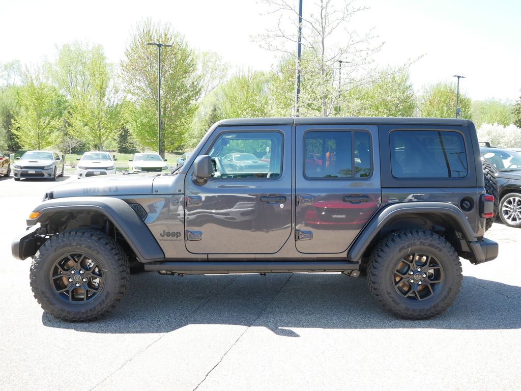 Thumbnail: 2025 Jeep Wrangler - 15