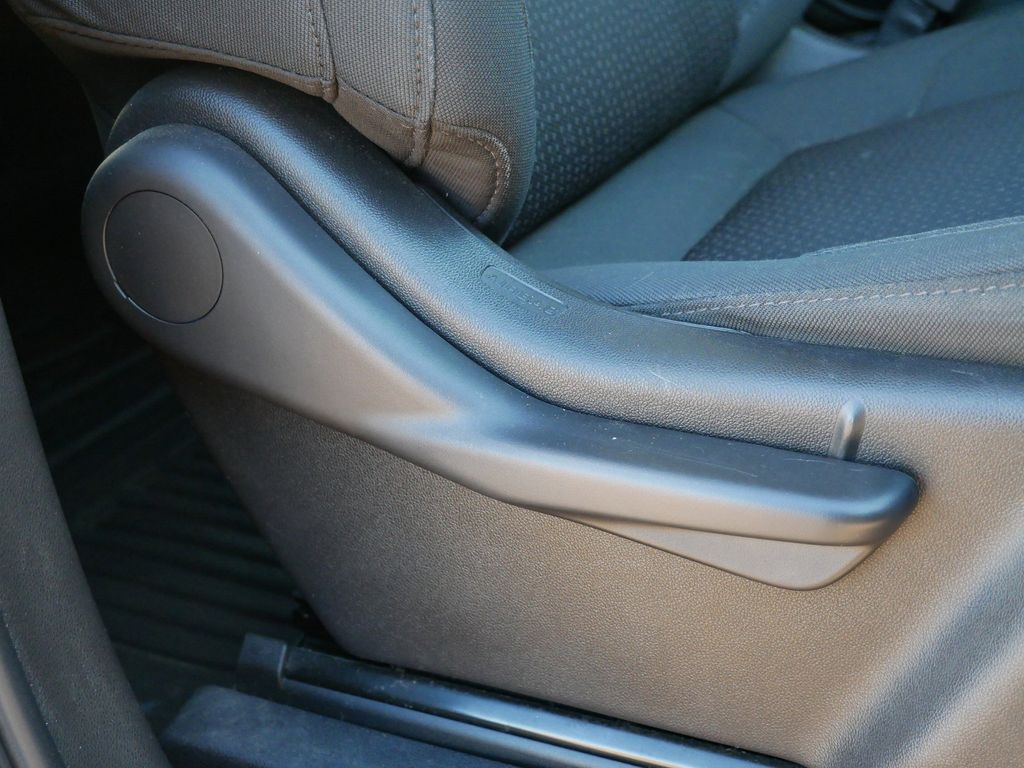 Thumbnail: 2021 Chevrolet Silverado 2500 - 23