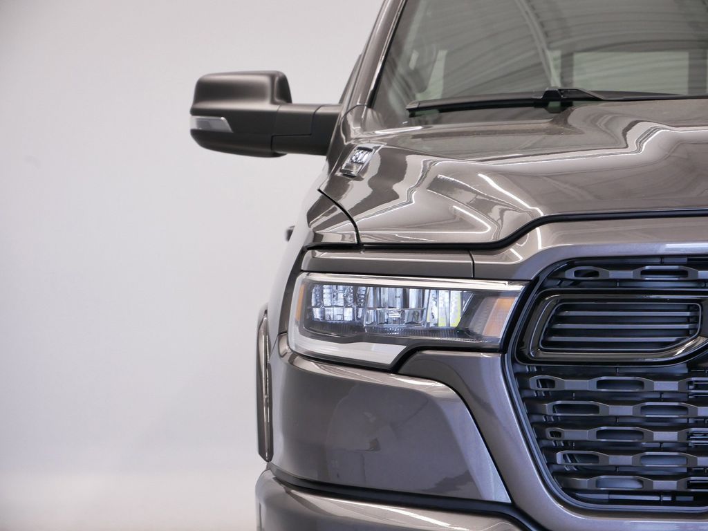 Thumbnail: 2026 RAM 1500 - 15