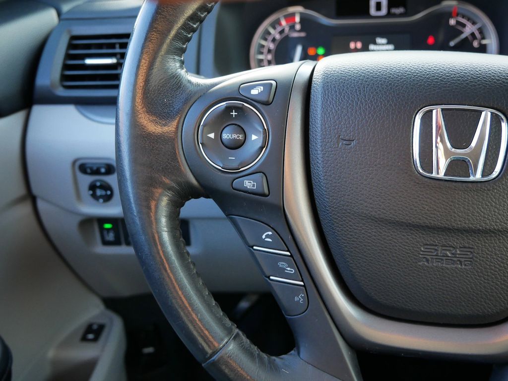 Thumbnail: 2018 Honda Pilot - 27