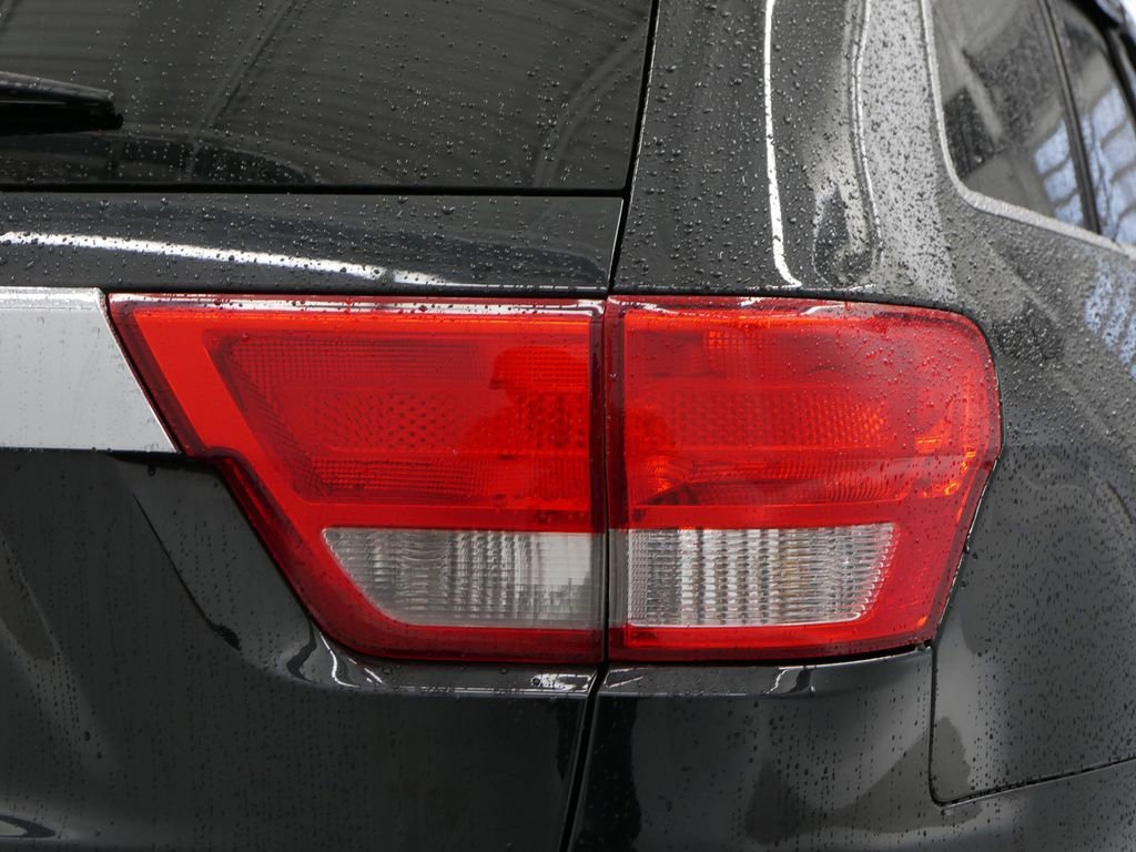 2012 Jeep Grand Cherokee Laredo 49