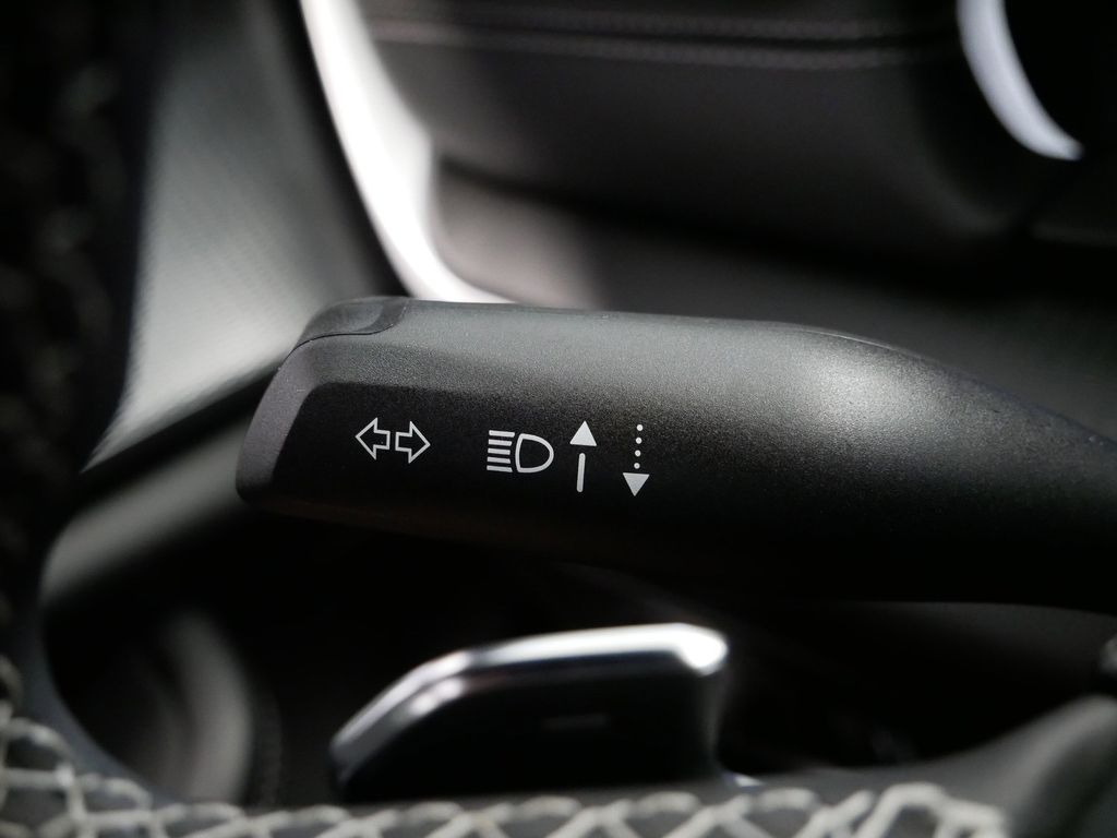 Thumbnail: 2025 Jeep Grand Cherokee - 28