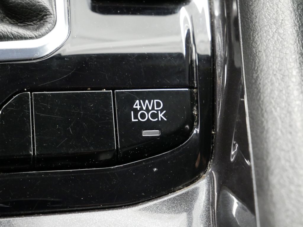 Thumbnail: 2022 Jeep Compass - 42