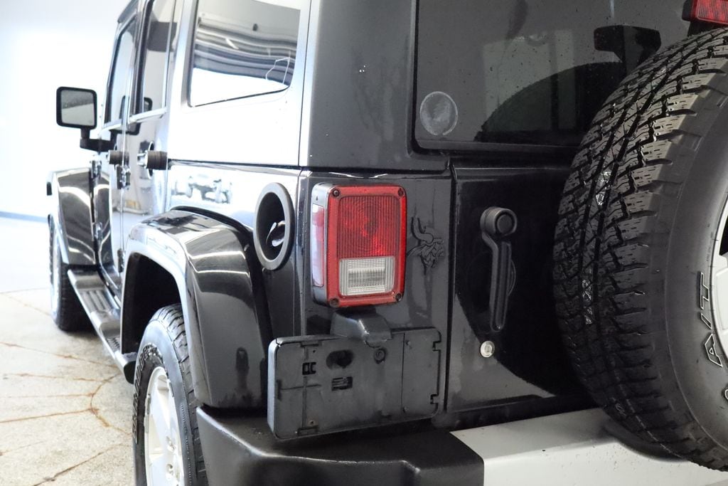 Thumbnail: 2011 Jeep Wrangler - 14