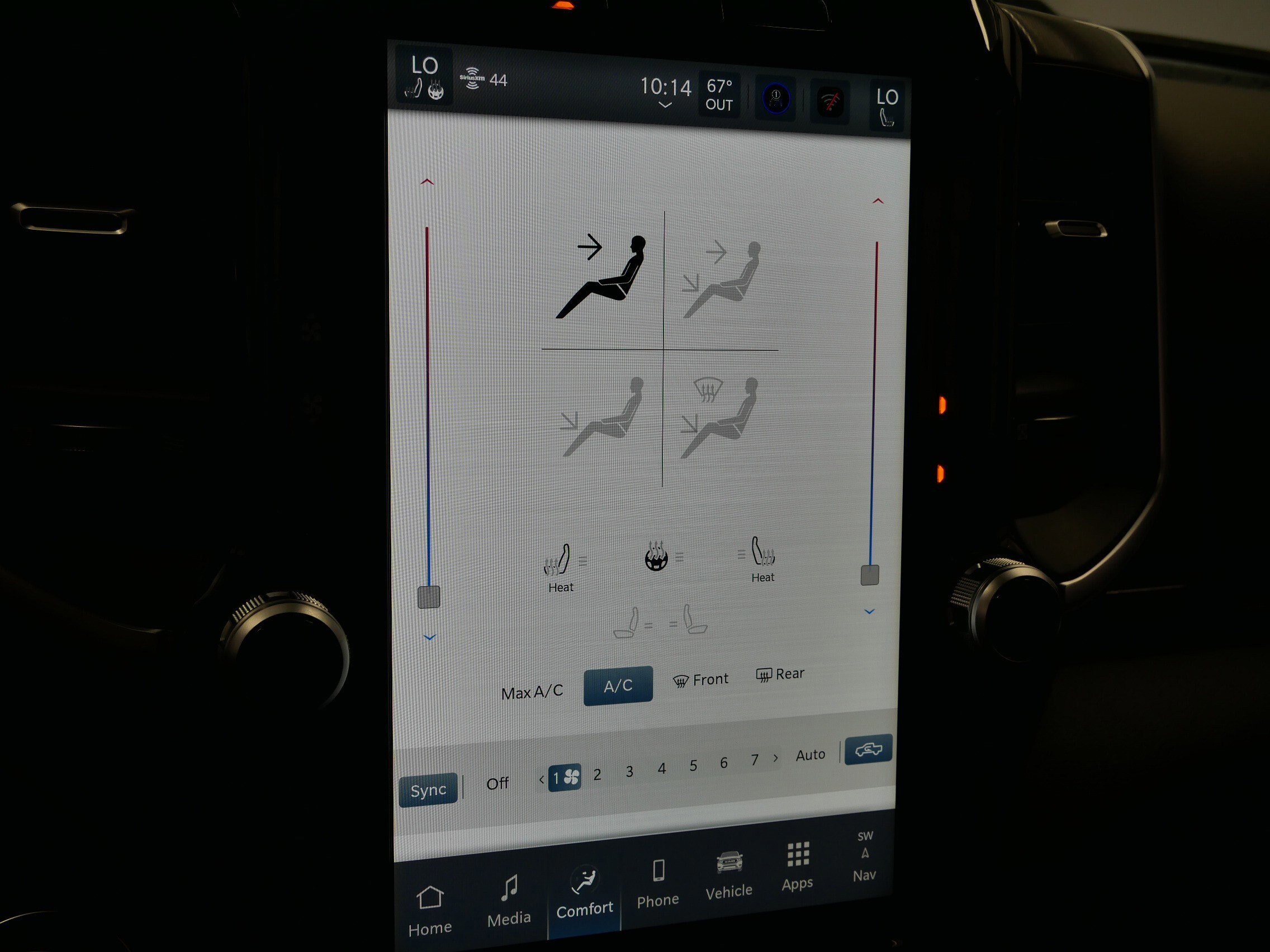 Thumbnail: 2026 RAM 1500 - 42