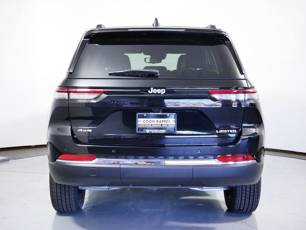 Thumbnail: 2025 Jeep Grand Cherokee - 10