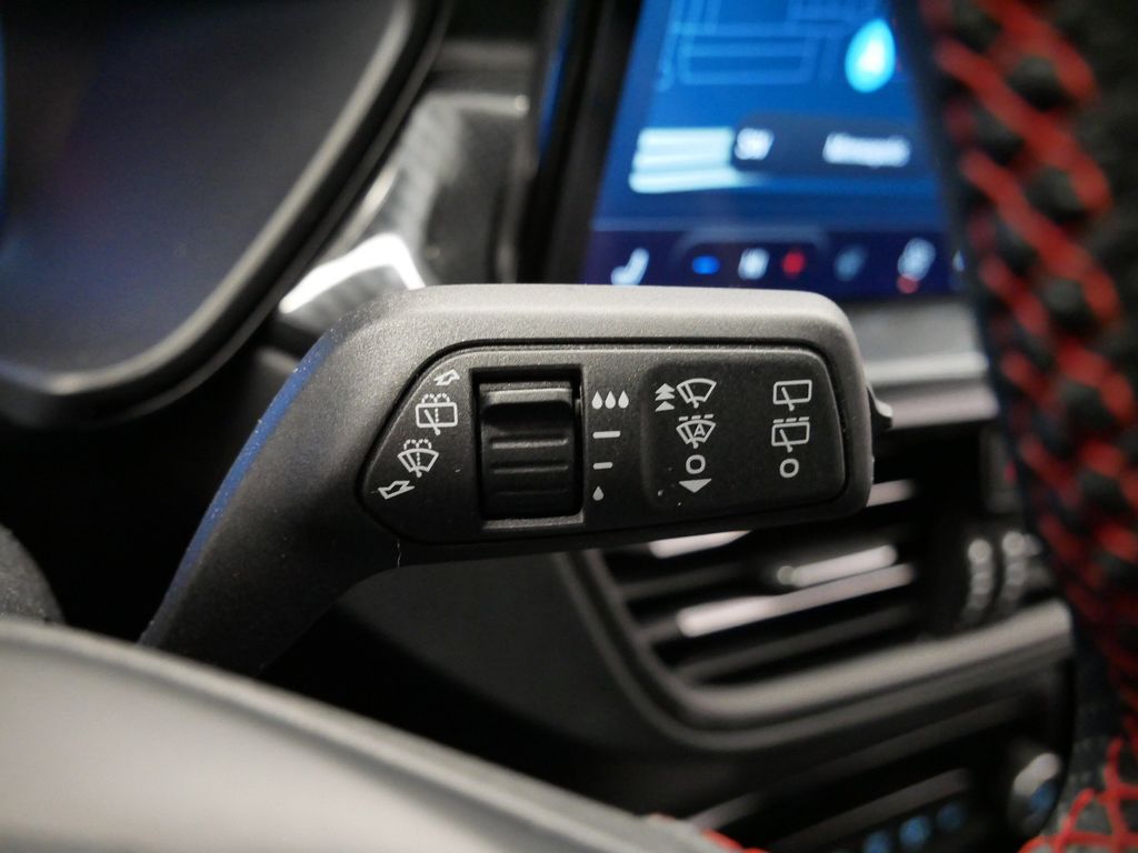 Thumbnail: 2023 Ford Escape - 31