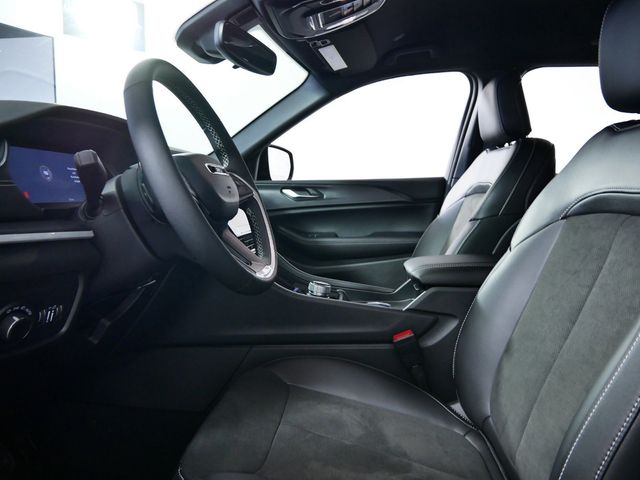 Thumbnail: 2024 Jeep Grand Cherokee - 32