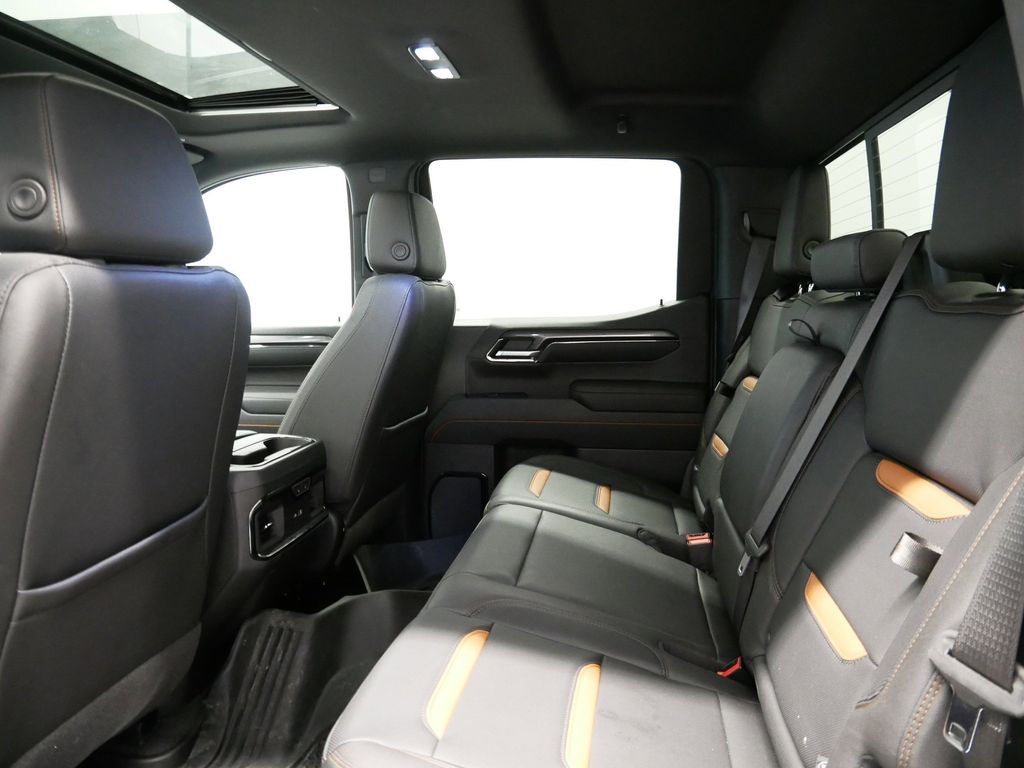 Thumbnail: 2022 GMC Sierra 1500 - 21