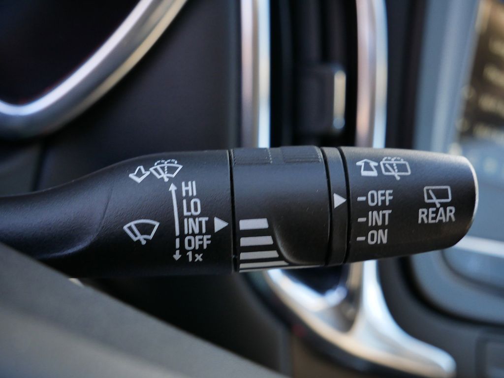 Thumbnail: 2019 Chevrolet Equinox - 30