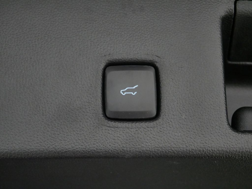 Thumbnail: 2023 Ford Escape - 18