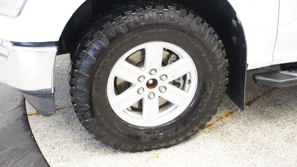 Thumbnail: 2022 Ford F-150 - 14