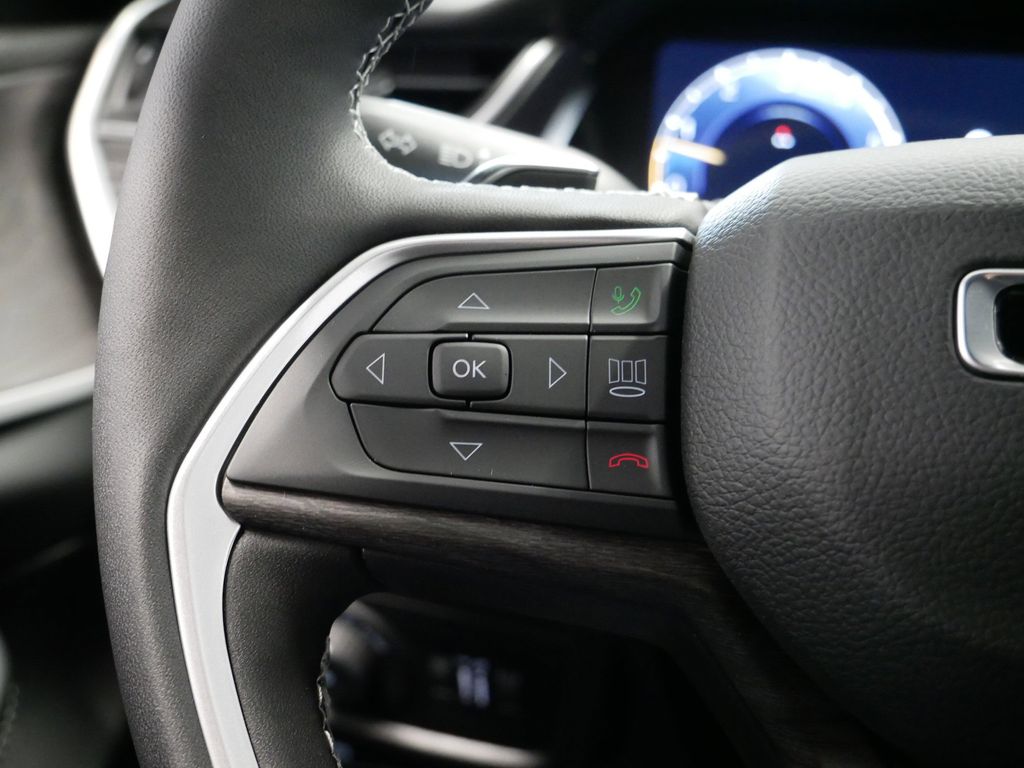 Thumbnail: 2025 Jeep Grand Cherokee - 25