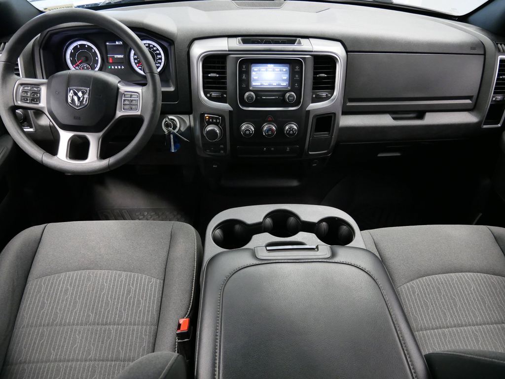 Thumbnail: 2021 RAM 1500 Classic - 11