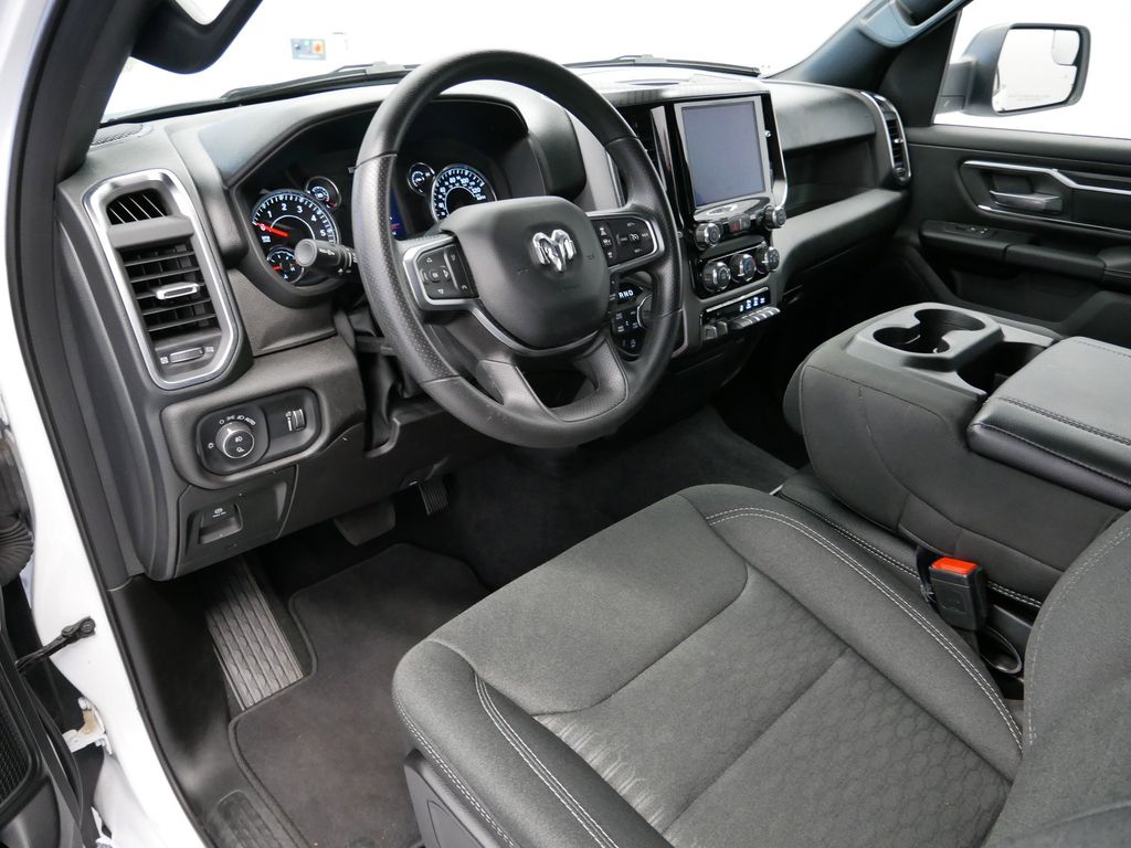 Thumbnail: 2025 RAM 1500 - 2