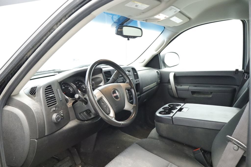 Thumbnail: 2011 GMC Sierra 1500 - 26