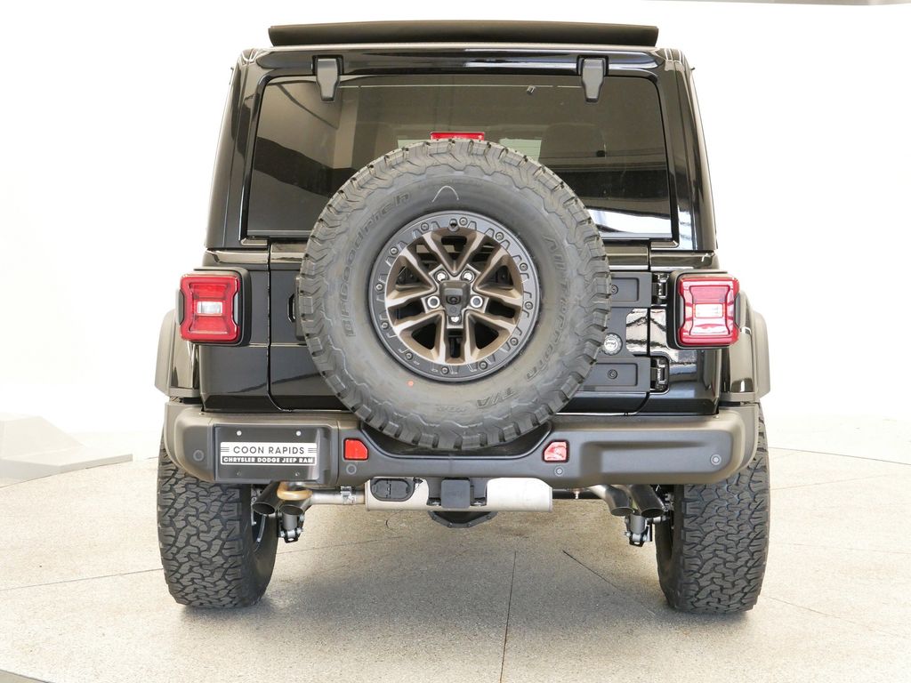 Thumbnail: 2025 Jeep Wrangler - 8