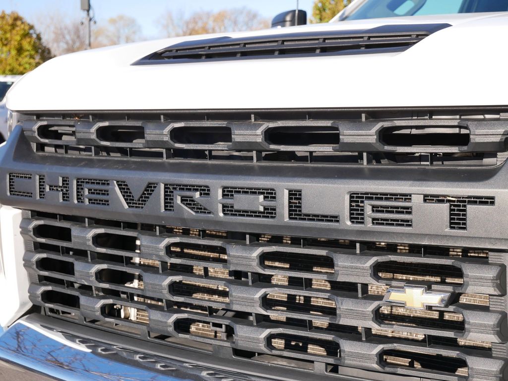 Thumbnail: 2021 Chevrolet Silverado 2500 - 17