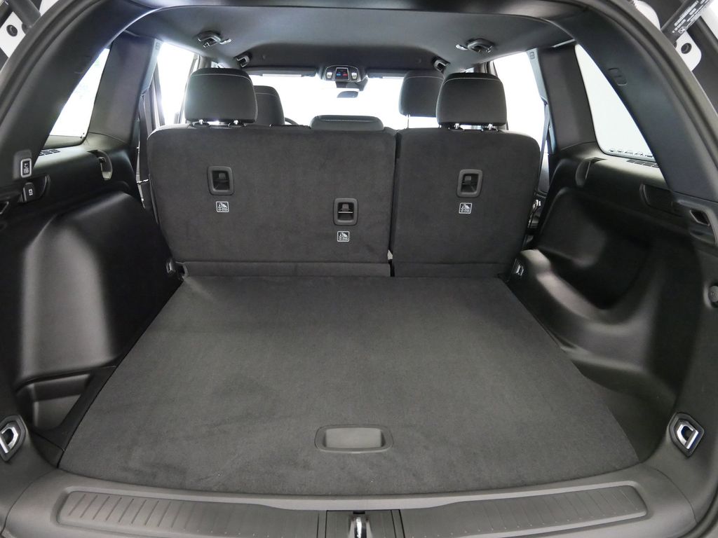 Thumbnail: 2025 Jeep Grand Cherokee - 10