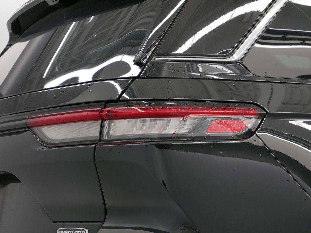 Thumbnail: 2022 Jeep Grand Cherokee - 18