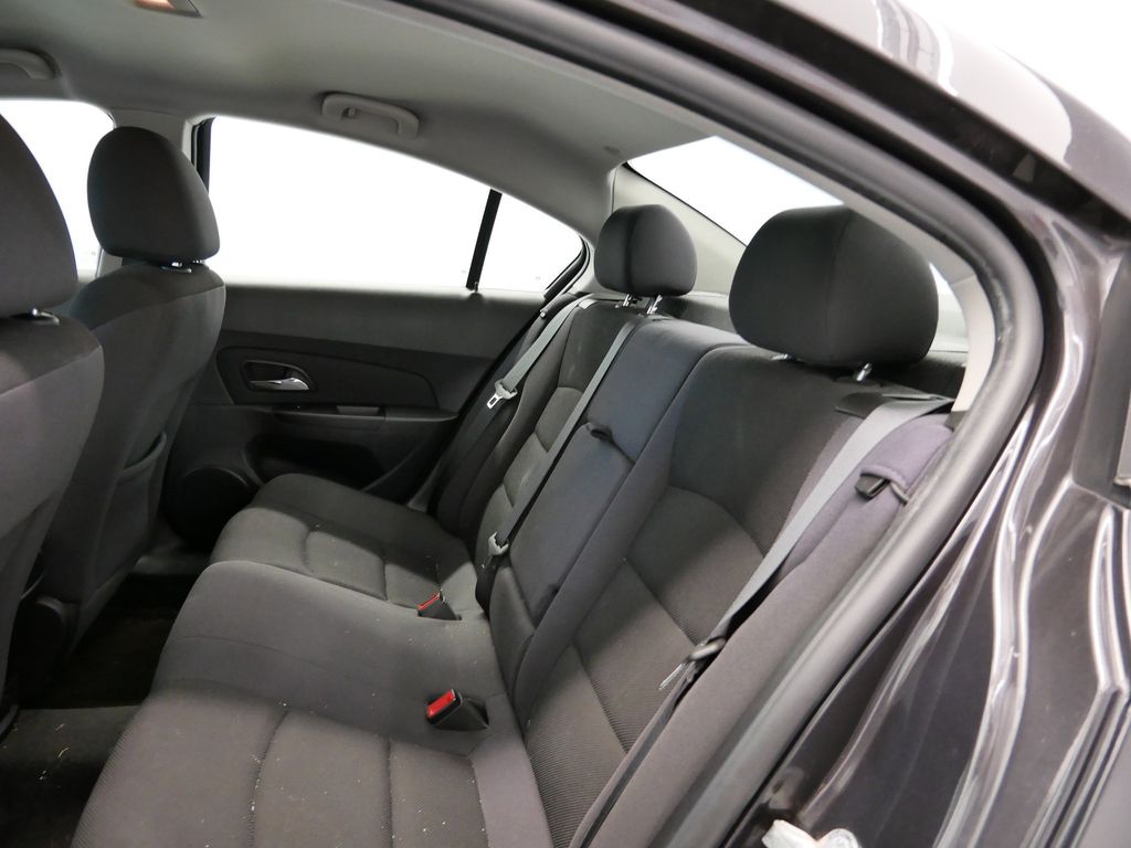 Thumbnail: 2014 Chevrolet Cruze - 21