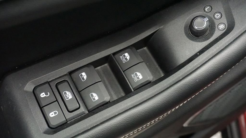 Thumbnail: 2023 Jeep Grand Cherokee - 28