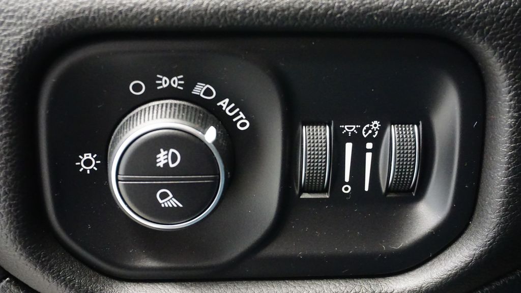 Thumbnail: 2023 RAM 1500 - 31