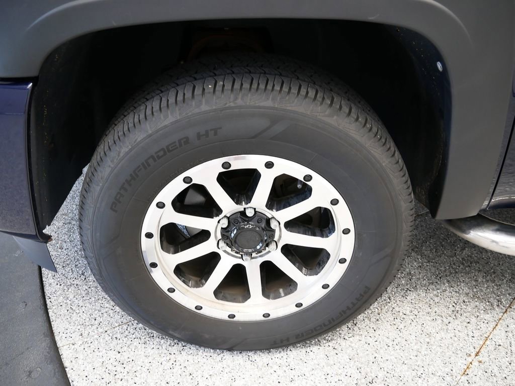 Thumbnail: 2011 Chevrolet Silverado 1500 - 14