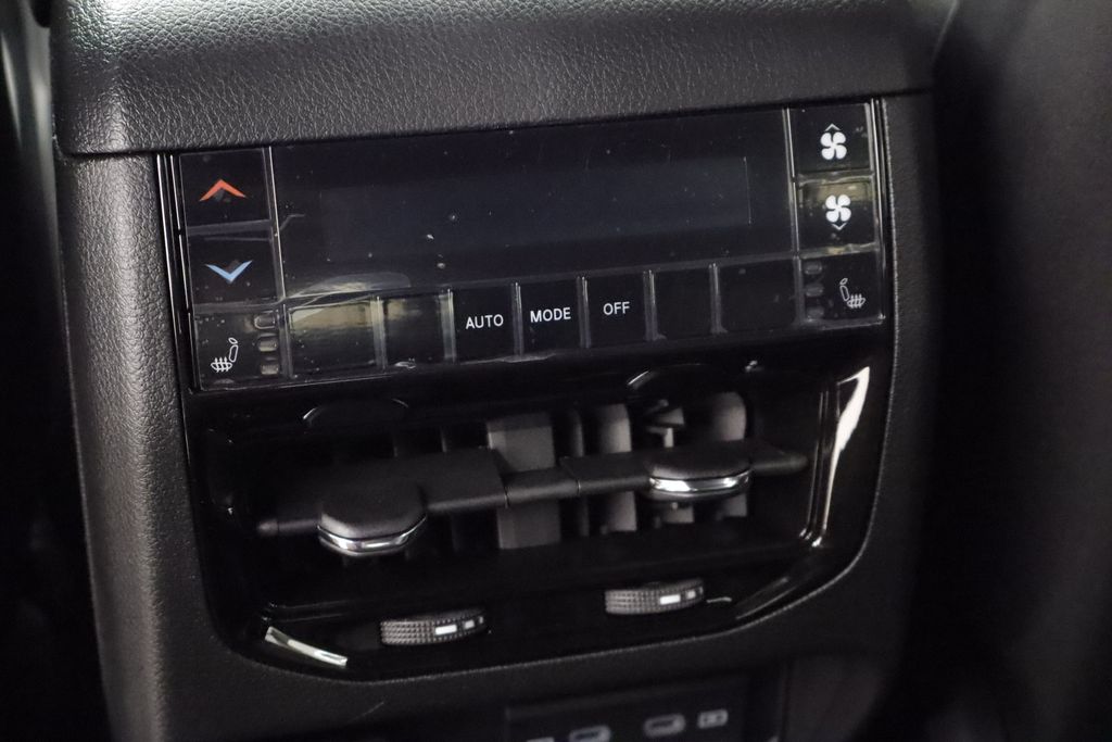 Thumbnail: 2026 Jeep Grand Cherokee L - 23