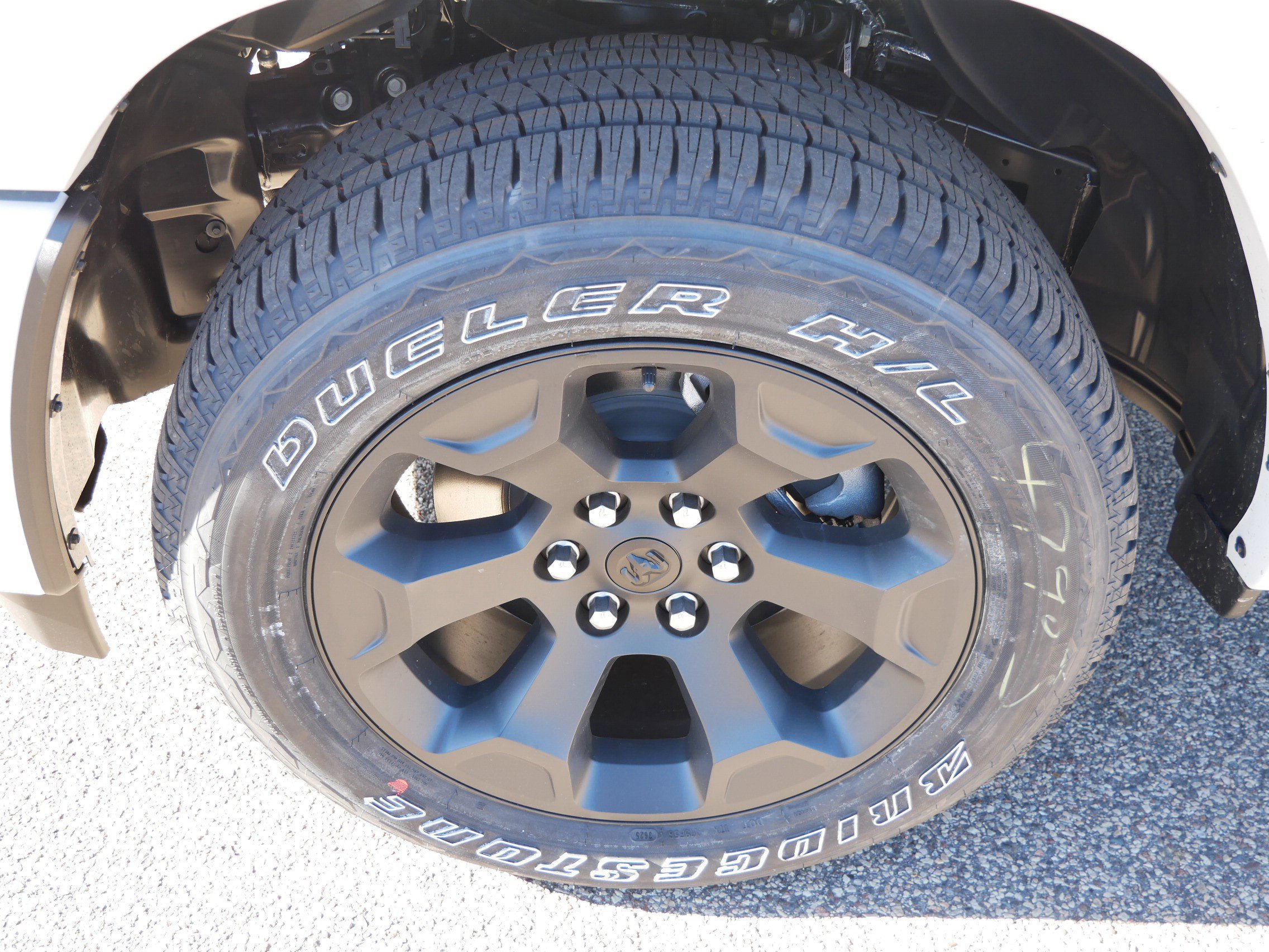 Thumbnail: 2026 RAM 1500 - 18