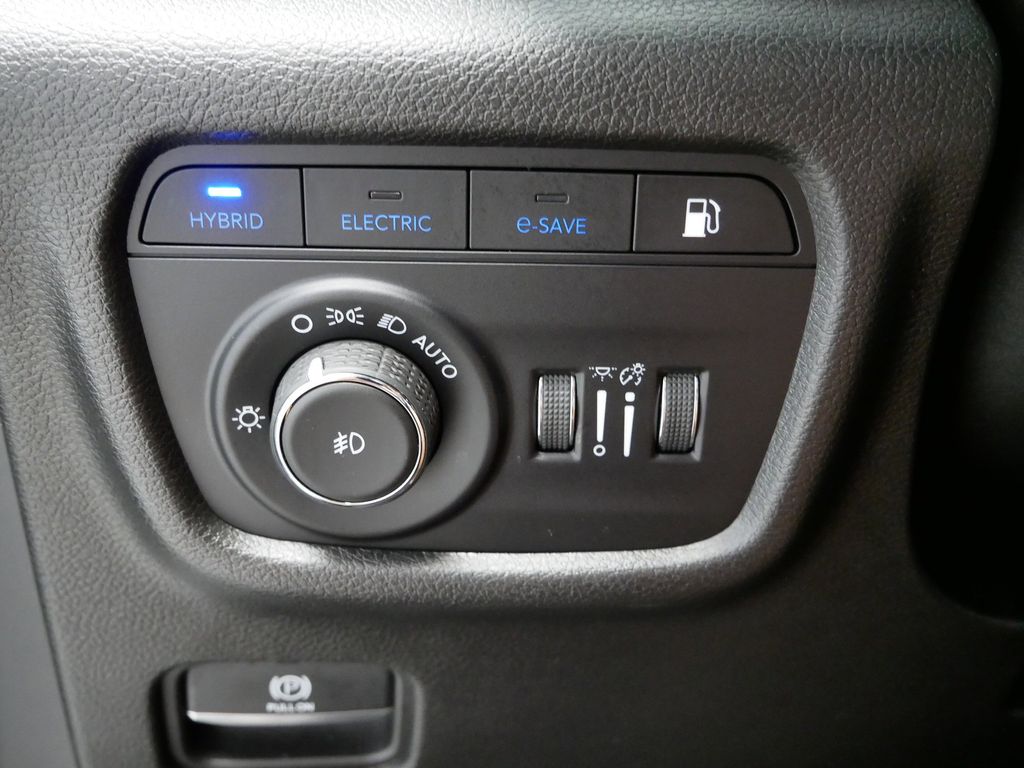 Thumbnail: 2022 Jeep Grand Cherokee - 26