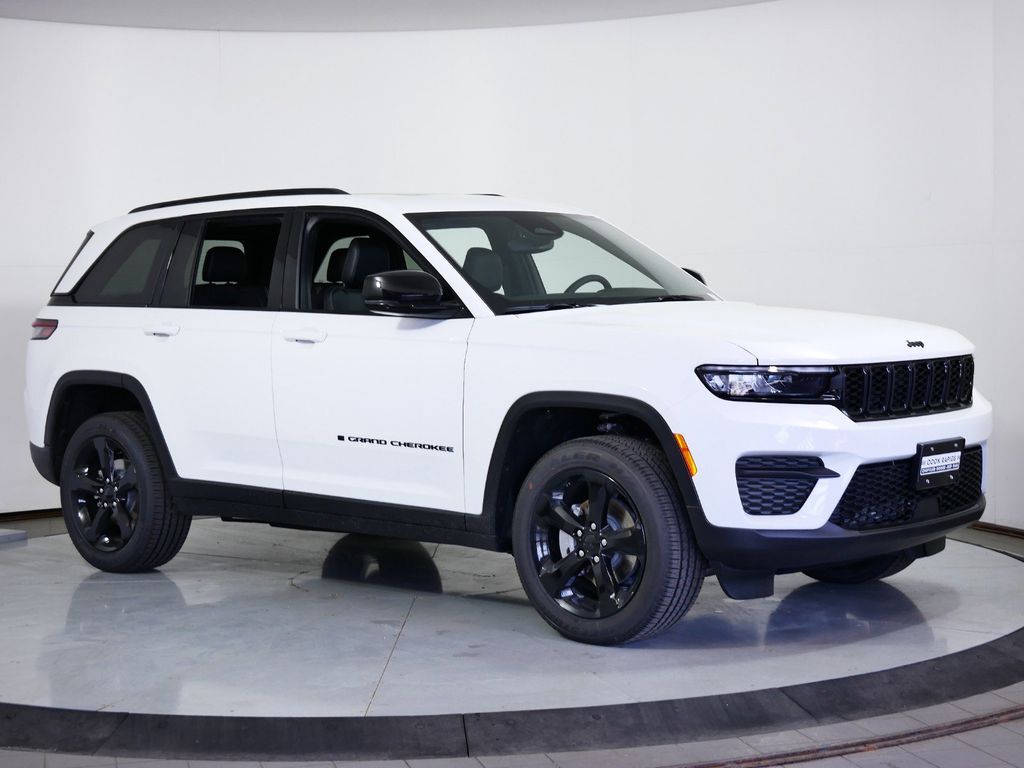Thumbnail: 2024 Jeep Grand Cherokee - 2