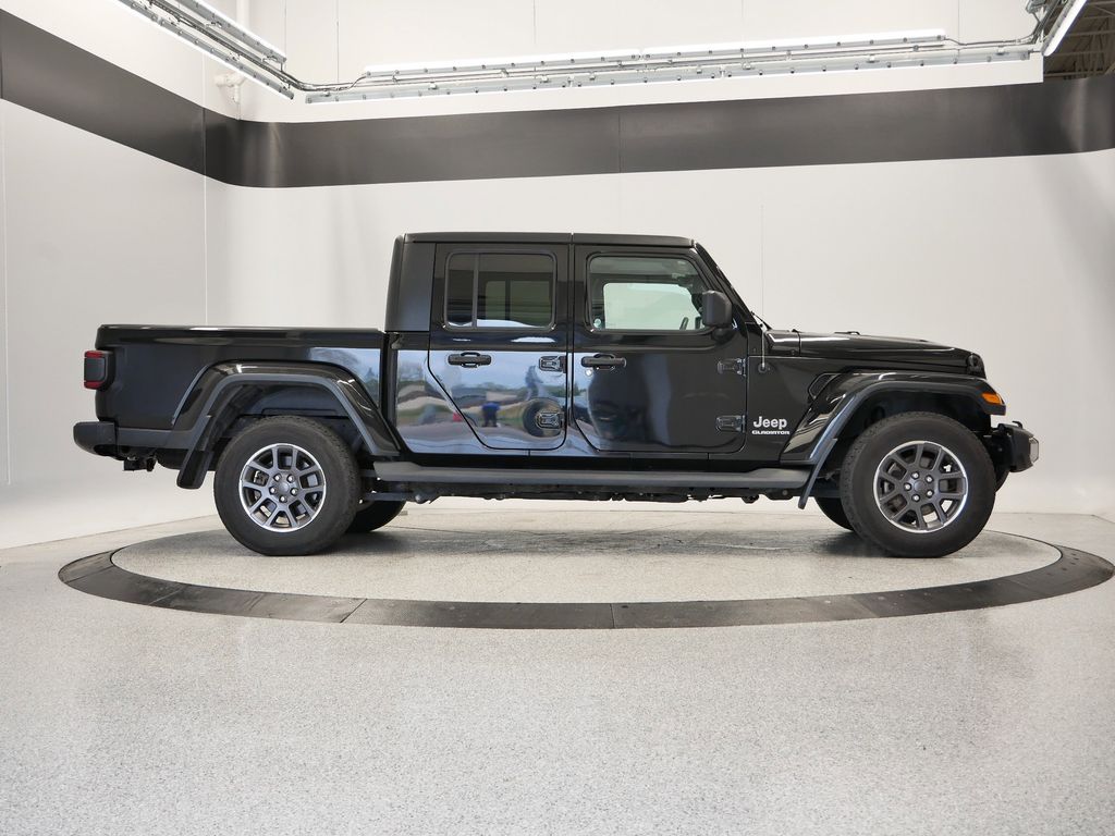 Thumbnail: 2021 Jeep Gladiator - 8