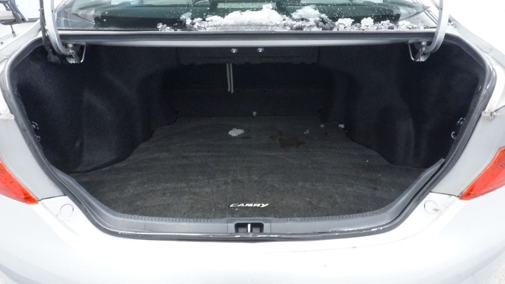 Thumbnail: 2013 Toyota Camry - 20