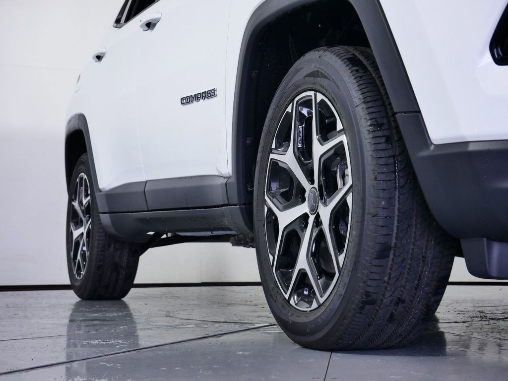 Thumbnail: 2025 Jeep Compass - 7