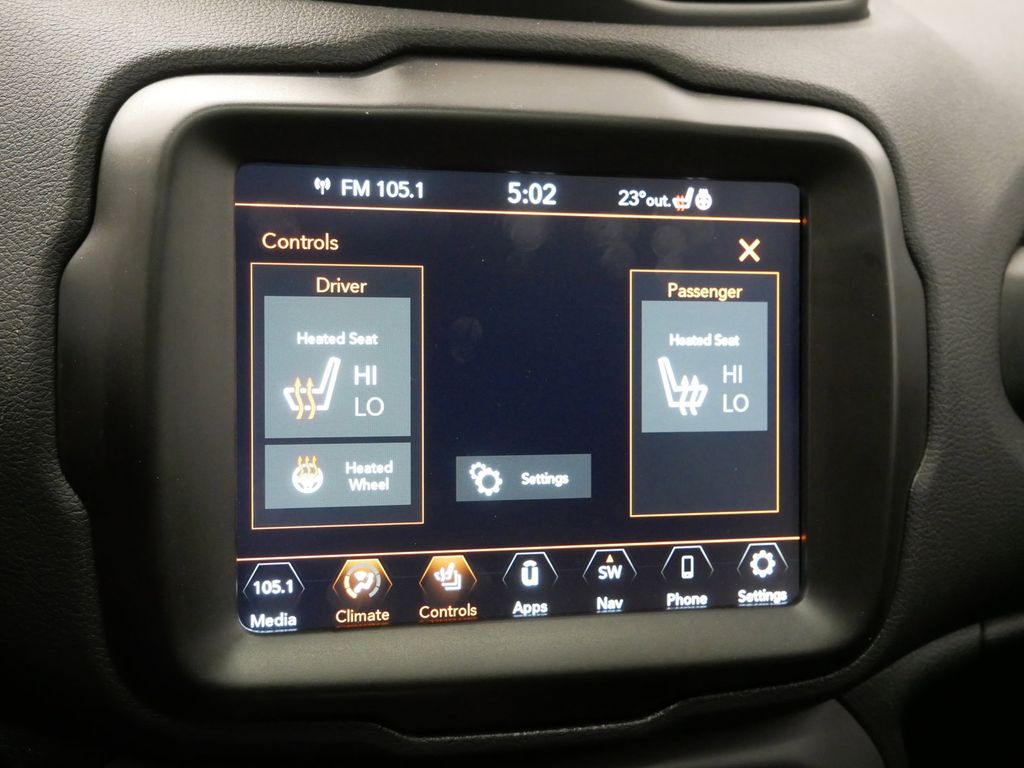 Thumbnail: 2023 Jeep Renegade - 29