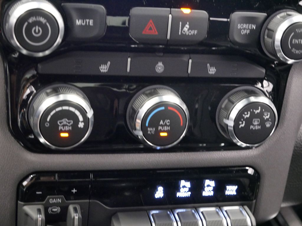 Thumbnail: 2026 RAM 1500 - 30