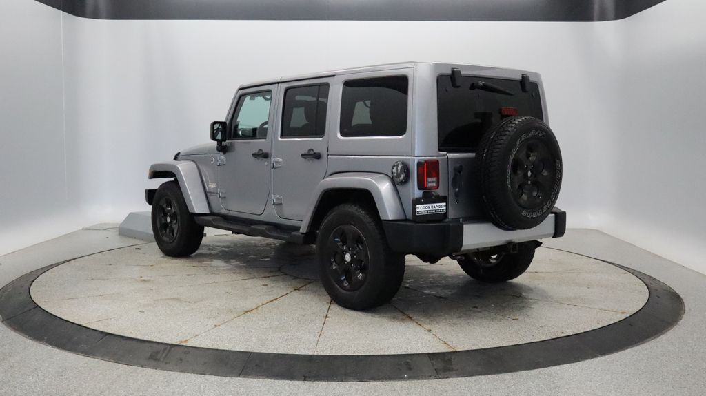 Thumbnail: 2014 Jeep Wrangler - 3