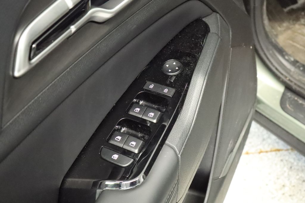 Thumbnail: 2023 Kia Sportage - 29