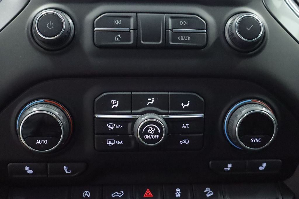 Thumbnail: 2021 Chevrolet Silverado 1500 - 25