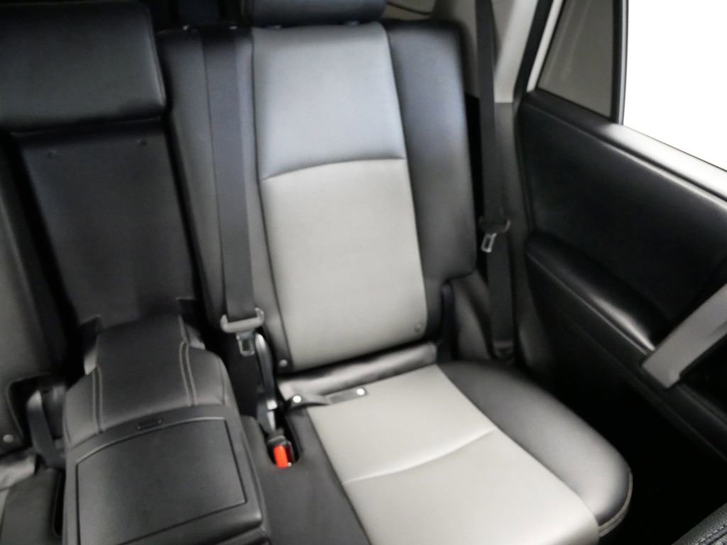 Thumbnail: 2020 Toyota 4Runner - 20