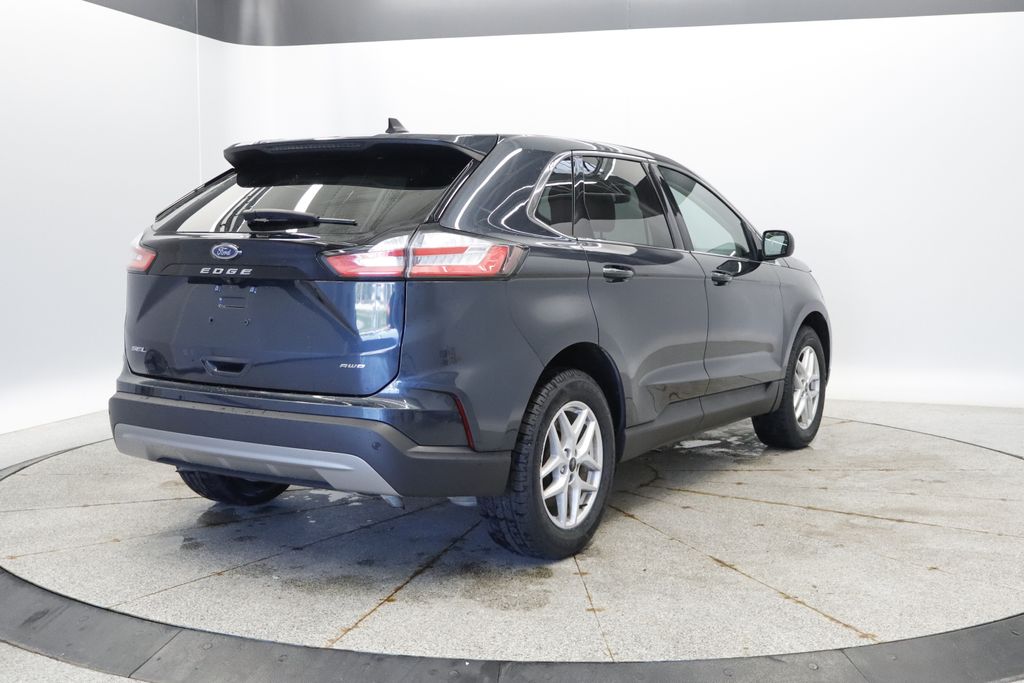 Thumbnail: 2023 Ford Edge - 6
