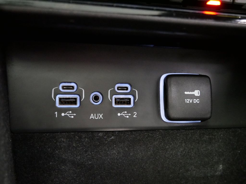 Thumbnail: 2022 Jeep Grand Cherokee - 39