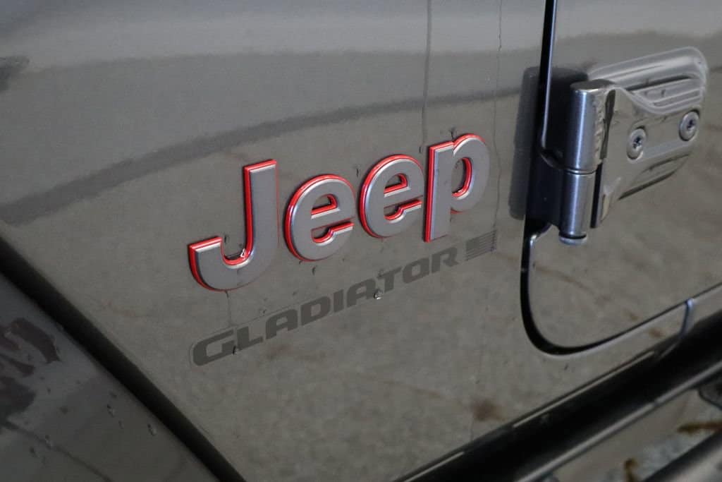 Thumbnail: 2023 Jeep Gladiator - 13