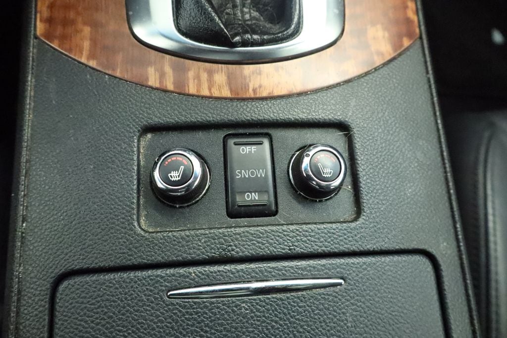 Thumbnail: 2009 INFINITI G37 - 35