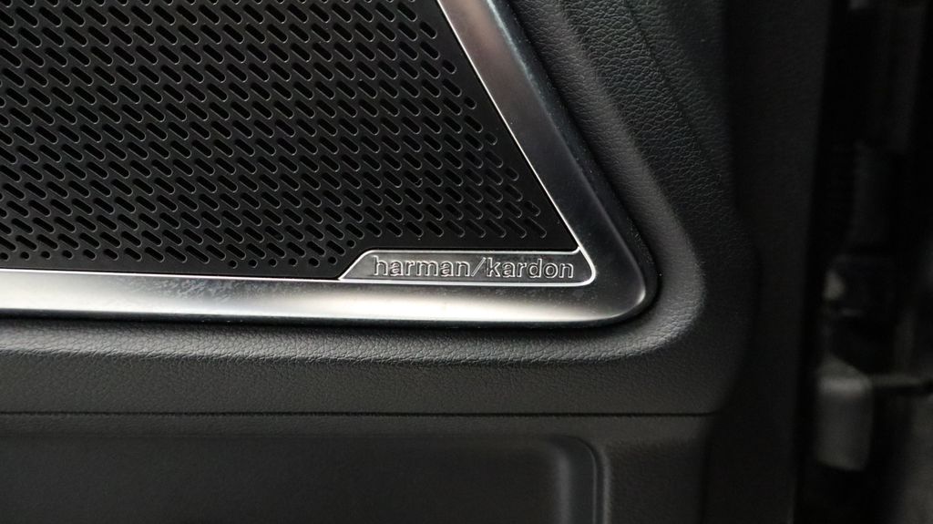 Thumbnail: 2023 Kia Telluride - 33