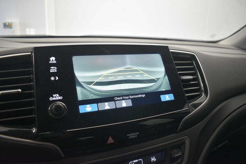 Thumbnail: 2019 Honda Pilot - 24